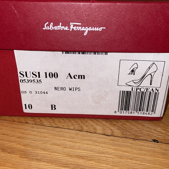 Salvatore Ferragamo Susi 100 Black Heels - Picture 6 of 6